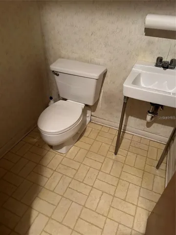 1170
