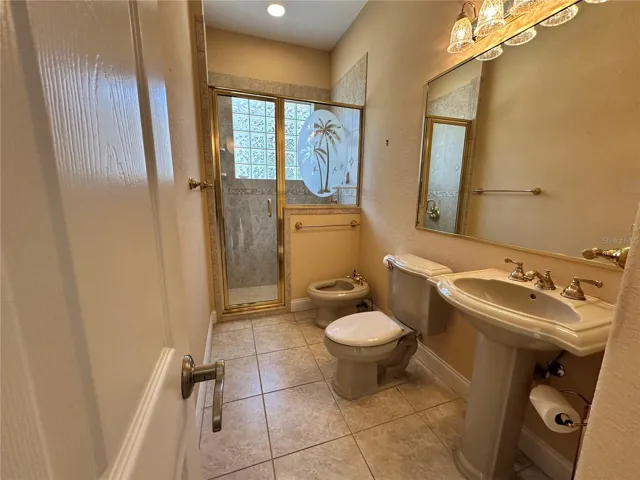 Bathroom 2