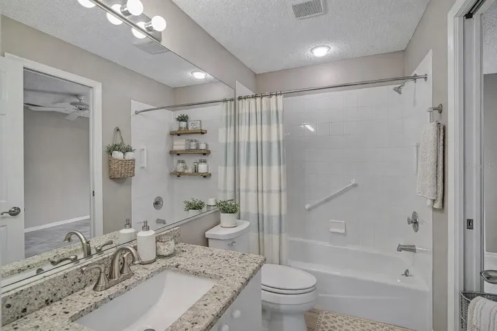 Staged 2nd Bathroom