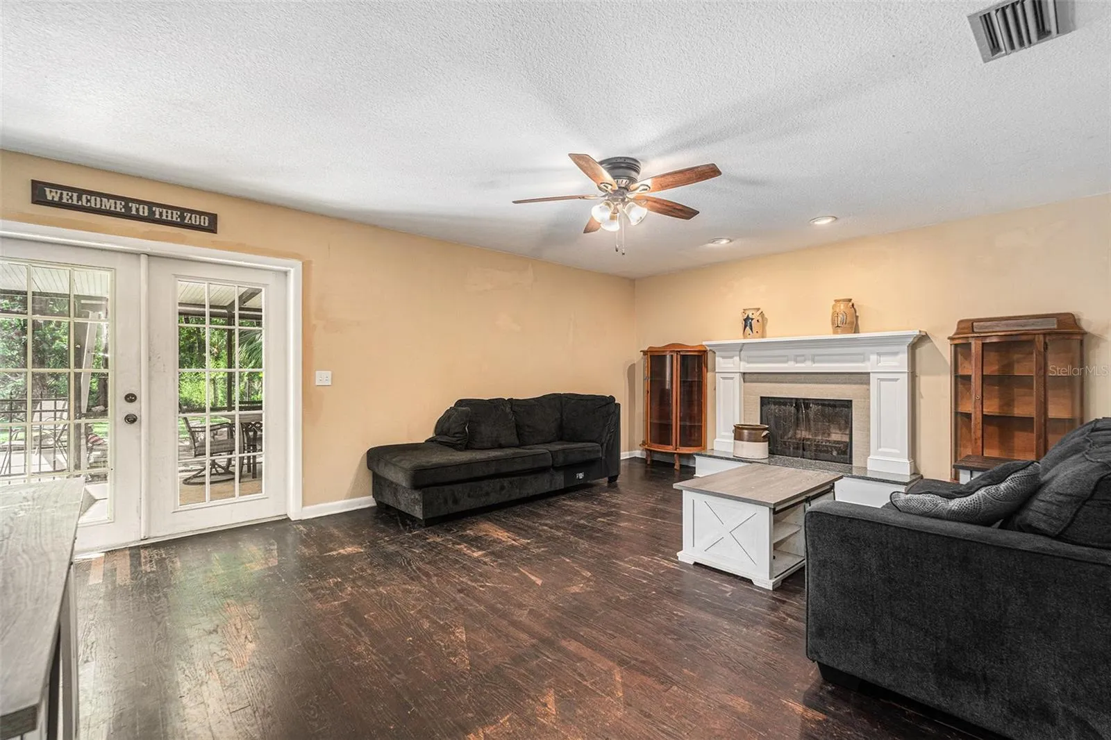 823 Scenic Heights Dr, Brandon, Florida 33511, 4 Bedrooms Bedrooms, ,2 BathroomsBathrooms,Residential,For Sale,SCENIC HEIGHTS,TB8338241