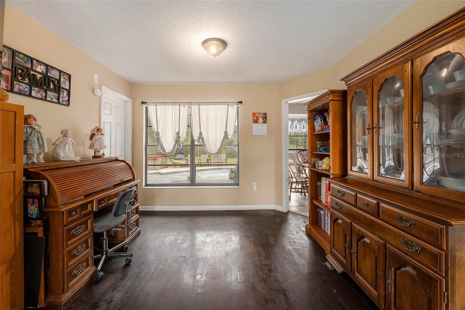 823 Scenic Heights Dr, Brandon, Florida 33511, 4 Bedrooms Bedrooms, ,2 BathroomsBathrooms,Residential,For Sale,SCENIC HEIGHTS,TB8338241