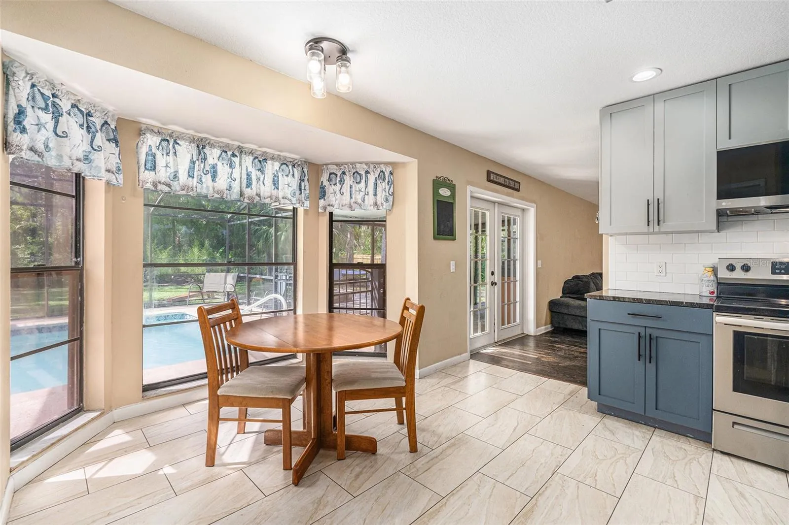 823 Scenic Heights Dr, Brandon, Florida 33511, 4 Bedrooms Bedrooms, ,2 BathroomsBathrooms,Residential,For Sale,SCENIC HEIGHTS,TB8338241