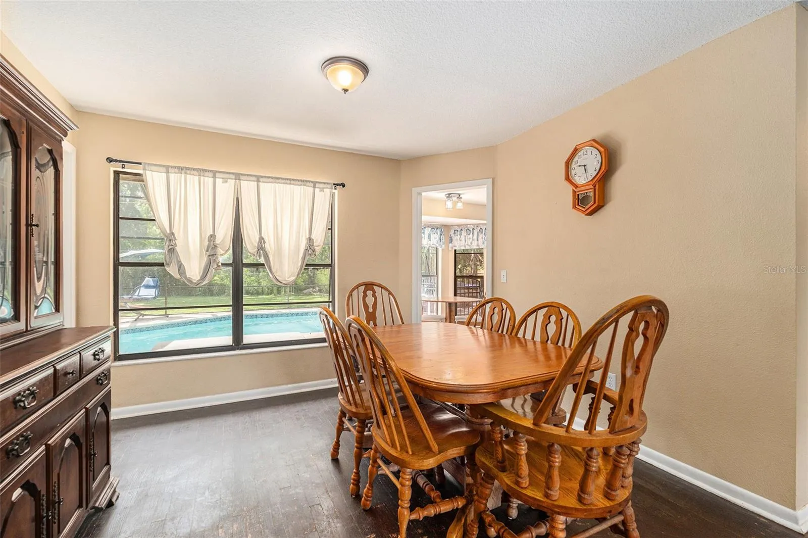 823 Scenic Heights Dr, Brandon, Florida 33511, 4 Bedrooms Bedrooms, ,2 BathroomsBathrooms,Residential,For Sale,SCENIC HEIGHTS,TB8338241
