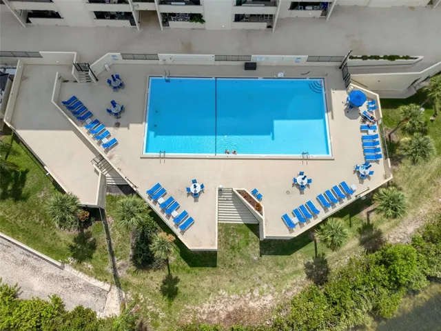 Heated Saltwater Pool.