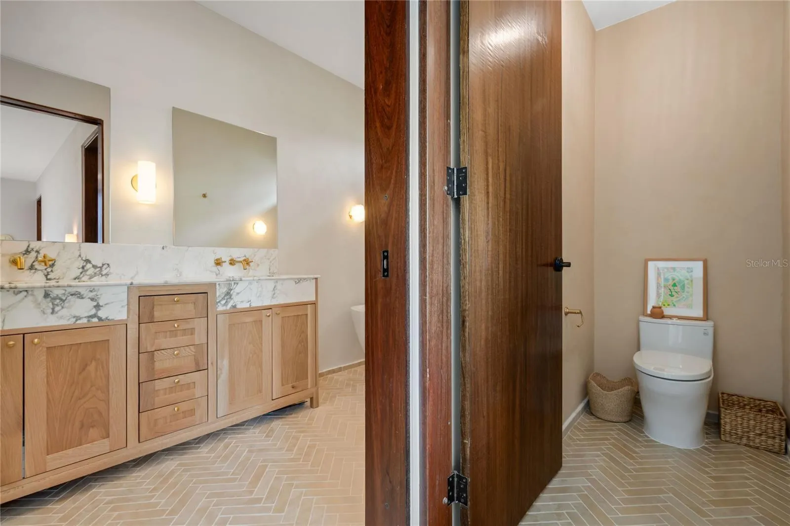 Modern Bathroom