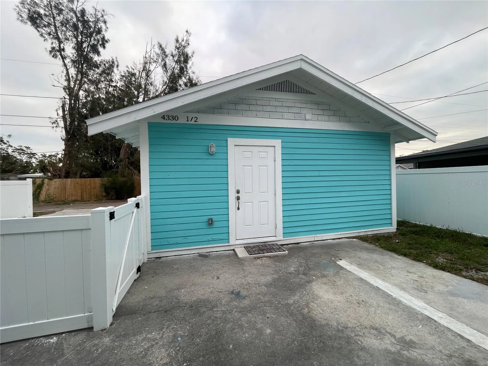 Adorable garage apartment is perfect!