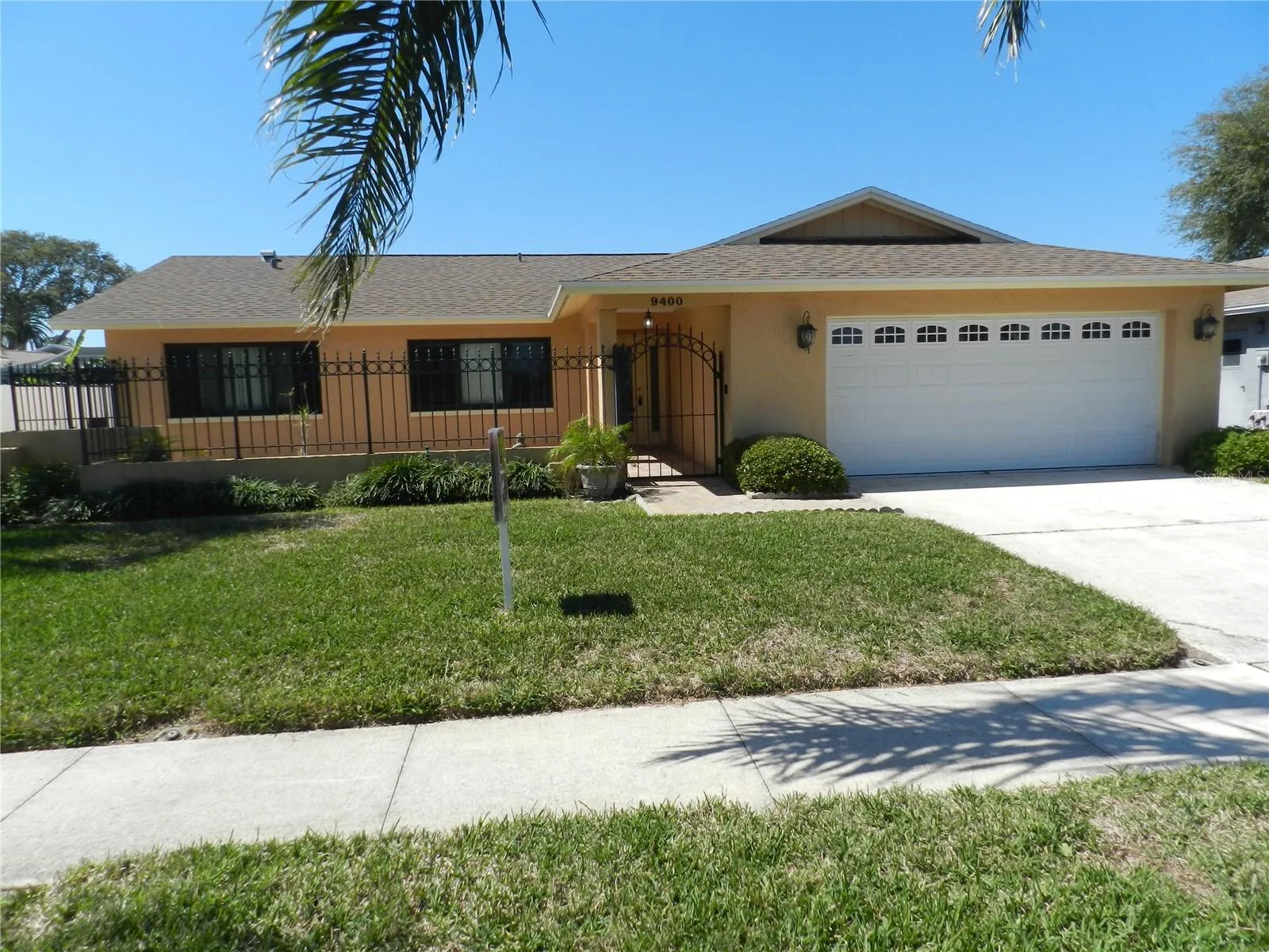 9400 Ridge Rd, Seminole, Florida 33772, 4 Bedrooms Bedrooms, ,2 BathroomsBathrooms,Residential,For Sale,RIDGE,A4636162