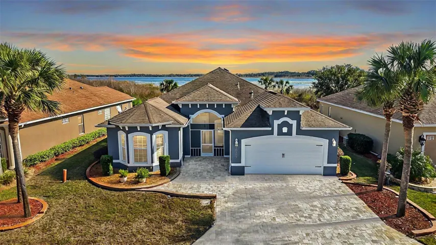 Twilight- Front Exterior