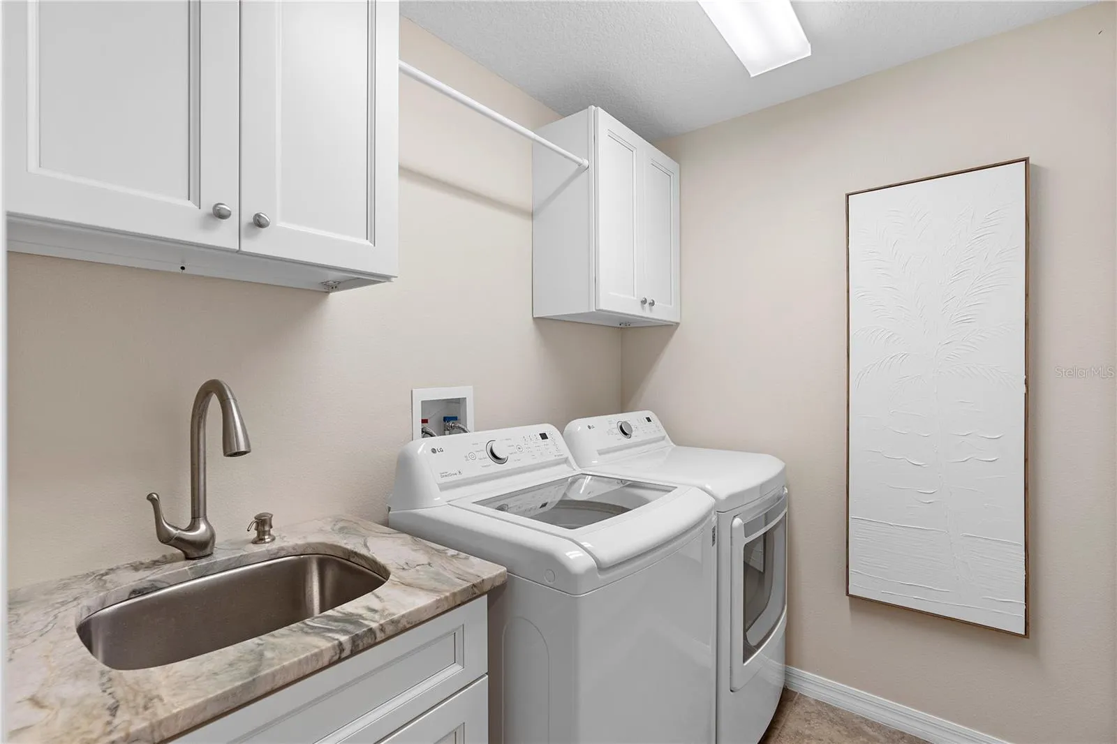 346 Calliope St, Ocoee, Florida 34761, 5 Bedrooms Bedrooms, ,3 BathroomsBathrooms,Residential,For Sale,CALLIOPE,O6273723