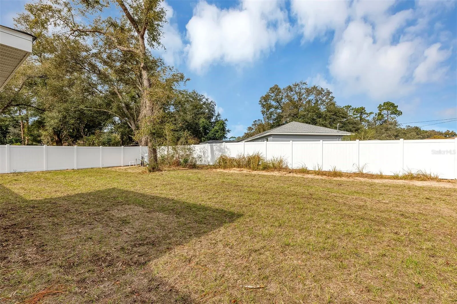 10 Cedar Tree Dr, Ocala, Florida 34472, 3 Bedrooms Bedrooms, ,2 BathroomsBathrooms,Residential,For Sale,CEDAR TREE,O6273762