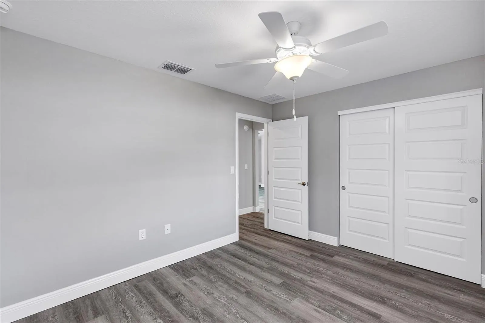 10 Cedar Tree Dr, Ocala, Florida 34472, 3 Bedrooms Bedrooms, ,2 BathroomsBathrooms,Residential,For Sale,CEDAR TREE,O6273762