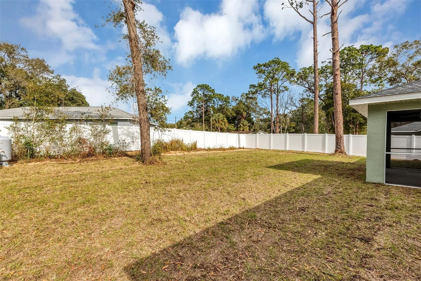 10 Cedar Tree Dr, Ocala, Florida 34472, 3 Bedrooms Bedrooms, ,2 BathroomsBathrooms,Residential,For Sale,CEDAR TREE,O6273762