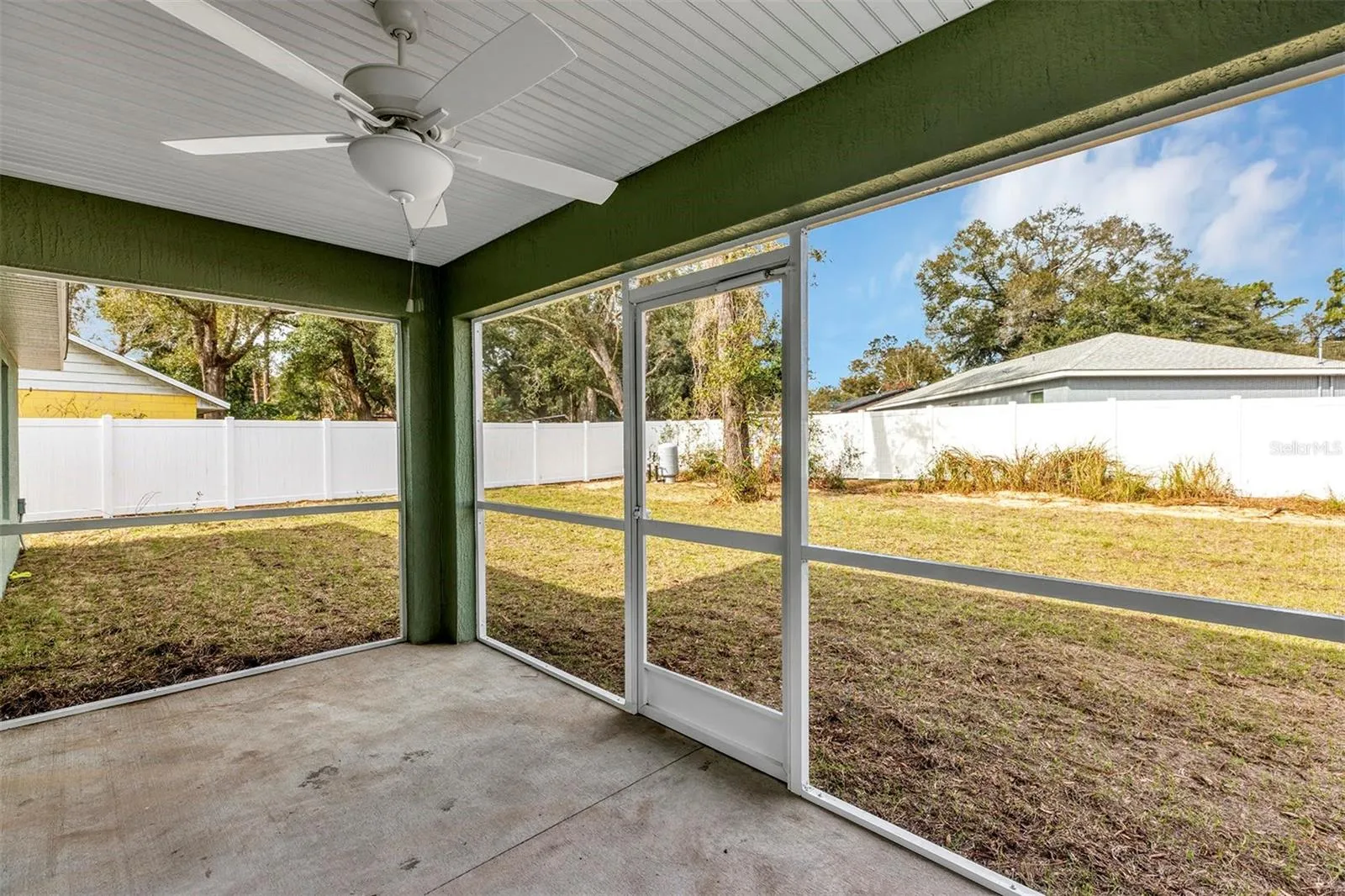 10 Cedar Tree Dr, Ocala, Florida 34472, 3 Bedrooms Bedrooms, ,2 BathroomsBathrooms,Residential,For Sale,CEDAR TREE,O6273762