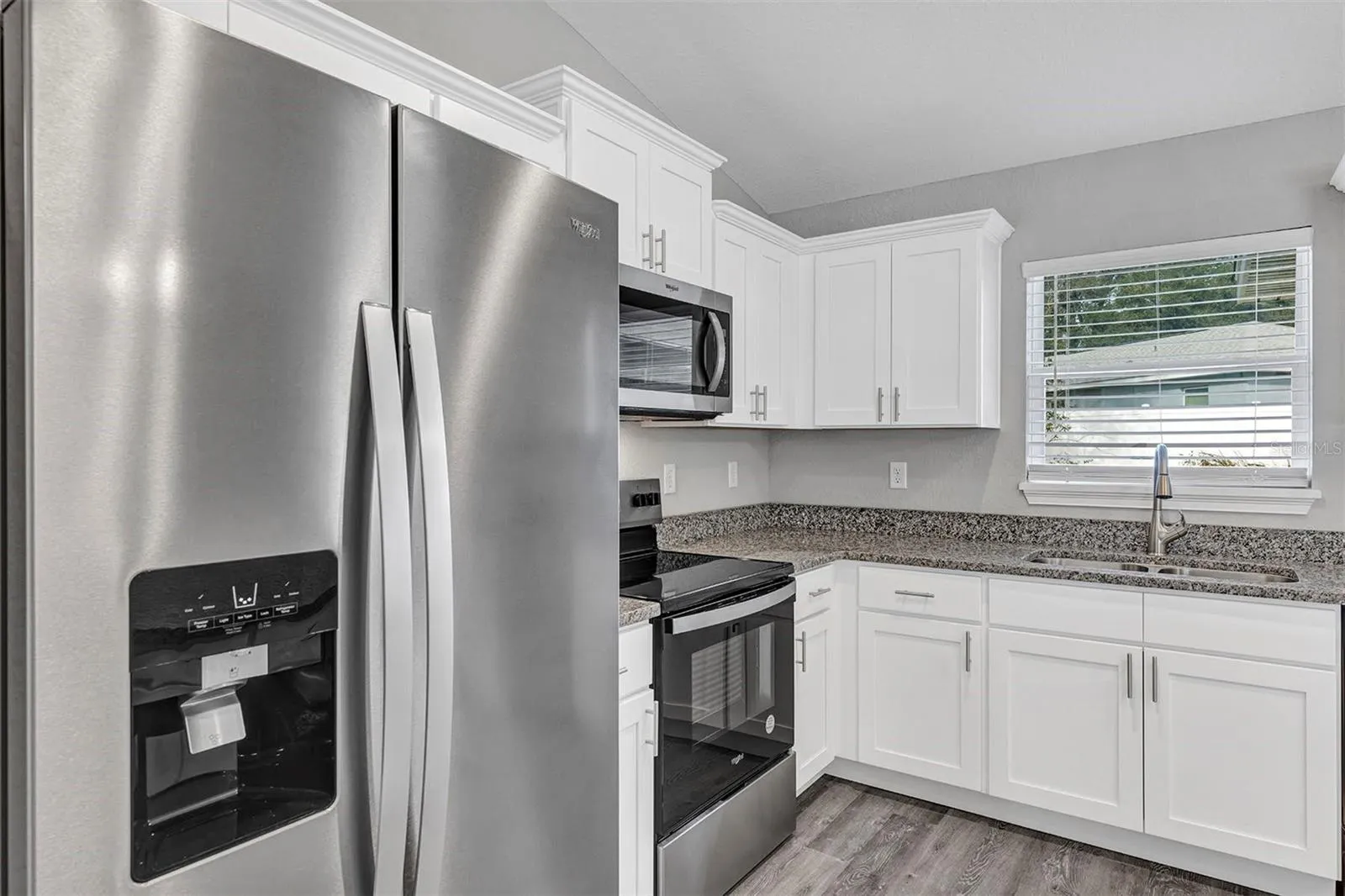 10 Cedar Tree Dr, Ocala, Florida 34472, 3 Bedrooms Bedrooms, ,2 BathroomsBathrooms,Residential,For Sale,CEDAR TREE,O6273762