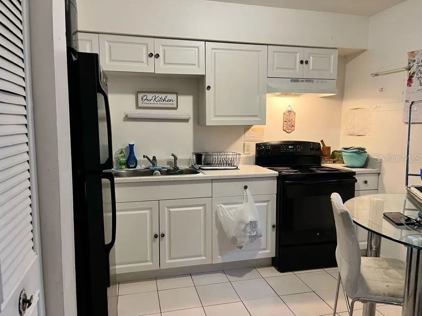 5885 Dahlia Dr #24, Orlando, Florida 32807, 2 Bedrooms Bedrooms, ,1 BathroomBathrooms,Residential,For Sale,DAHLIA,O6273806