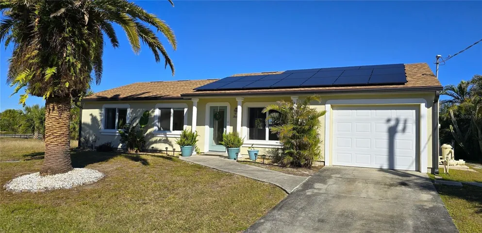 Front view of home