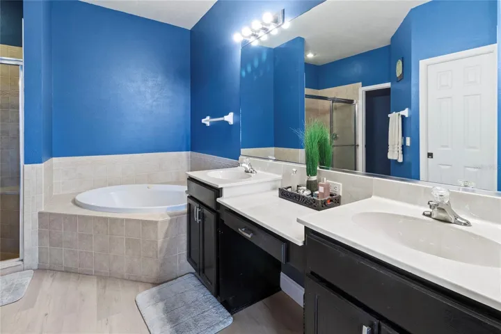 Dual Sinks