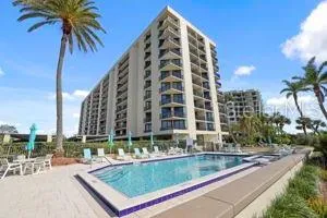 BLDG. AND POOL AREA WATERSIDE