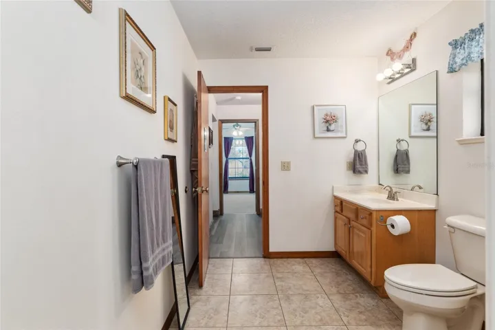 Office/suite bathroom #3