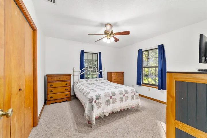 Guest bedroom #1