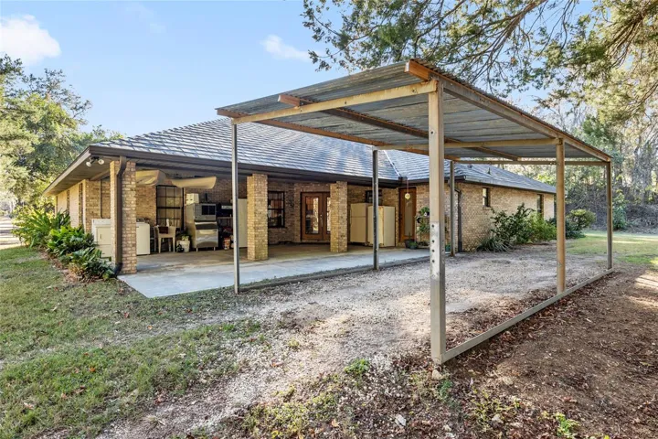 Carport