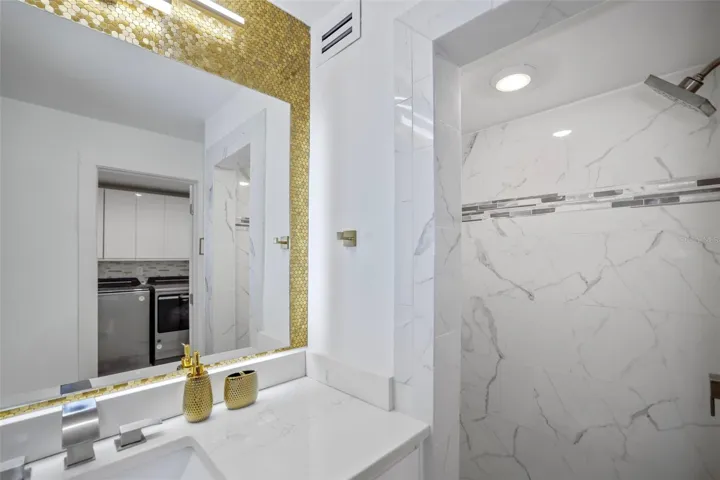 2nd Bathroom