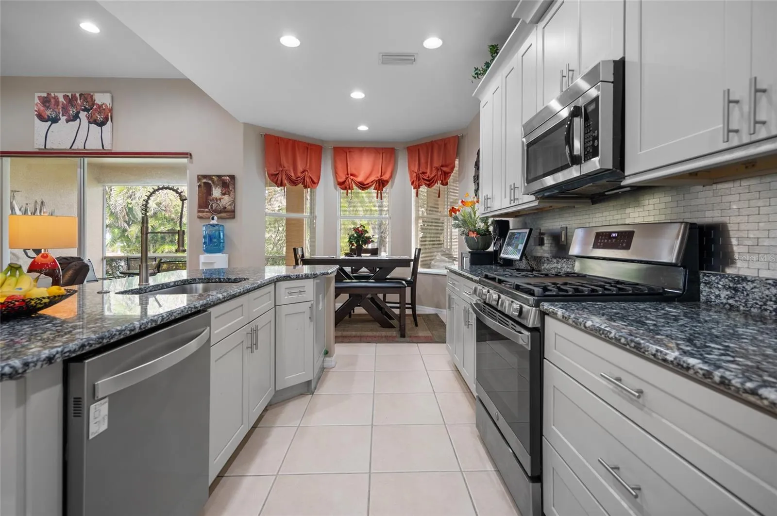 5560 Club View Ln, North Port, Florida 34287, 2 Bedrooms Bedrooms, ,2 BathroomsBathrooms,Residential,For Sale,CLUB VIEW,D6140257