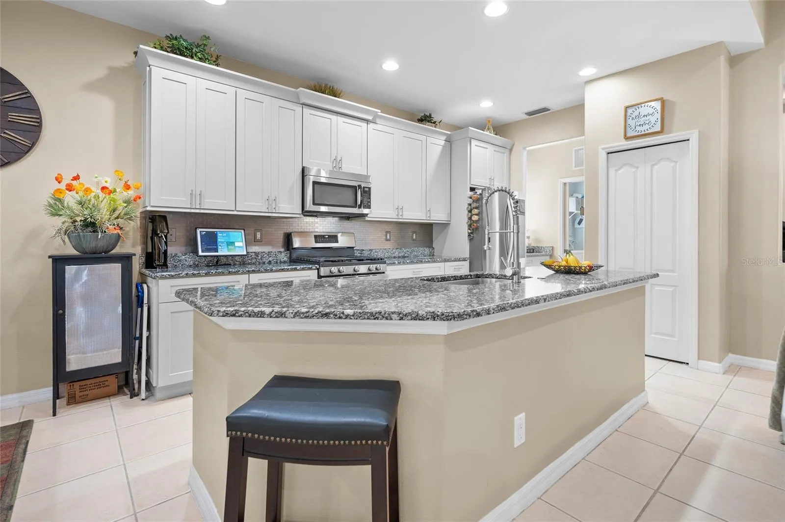 5560 Club View Ln, North Port, Florida 34287, 2 Bedrooms Bedrooms, ,2 BathroomsBathrooms,Residential,For Sale,CLUB VIEW,D6140257