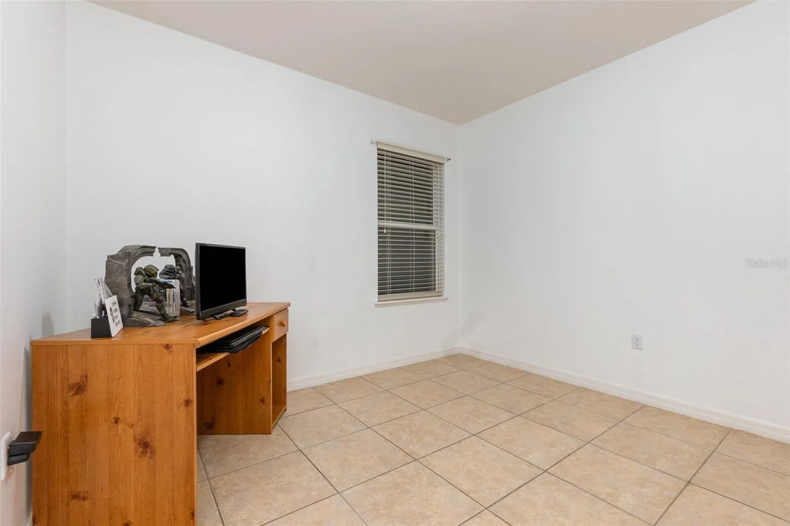 1569 Tamarind Rd, Davenport, Florida 33896, 3 Bedrooms Bedrooms, ,2 BathroomsBathrooms,Residential,For Sale,TAMARIND,O6275352