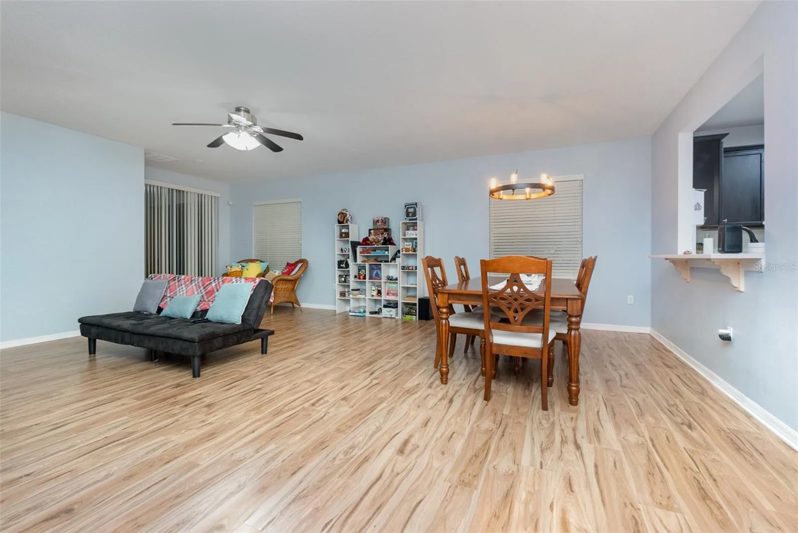 1569 Tamarind Rd, Davenport, Florida 33896, 3 Bedrooms Bedrooms, ,2 BathroomsBathrooms,Residential,For Sale,TAMARIND,O6275352