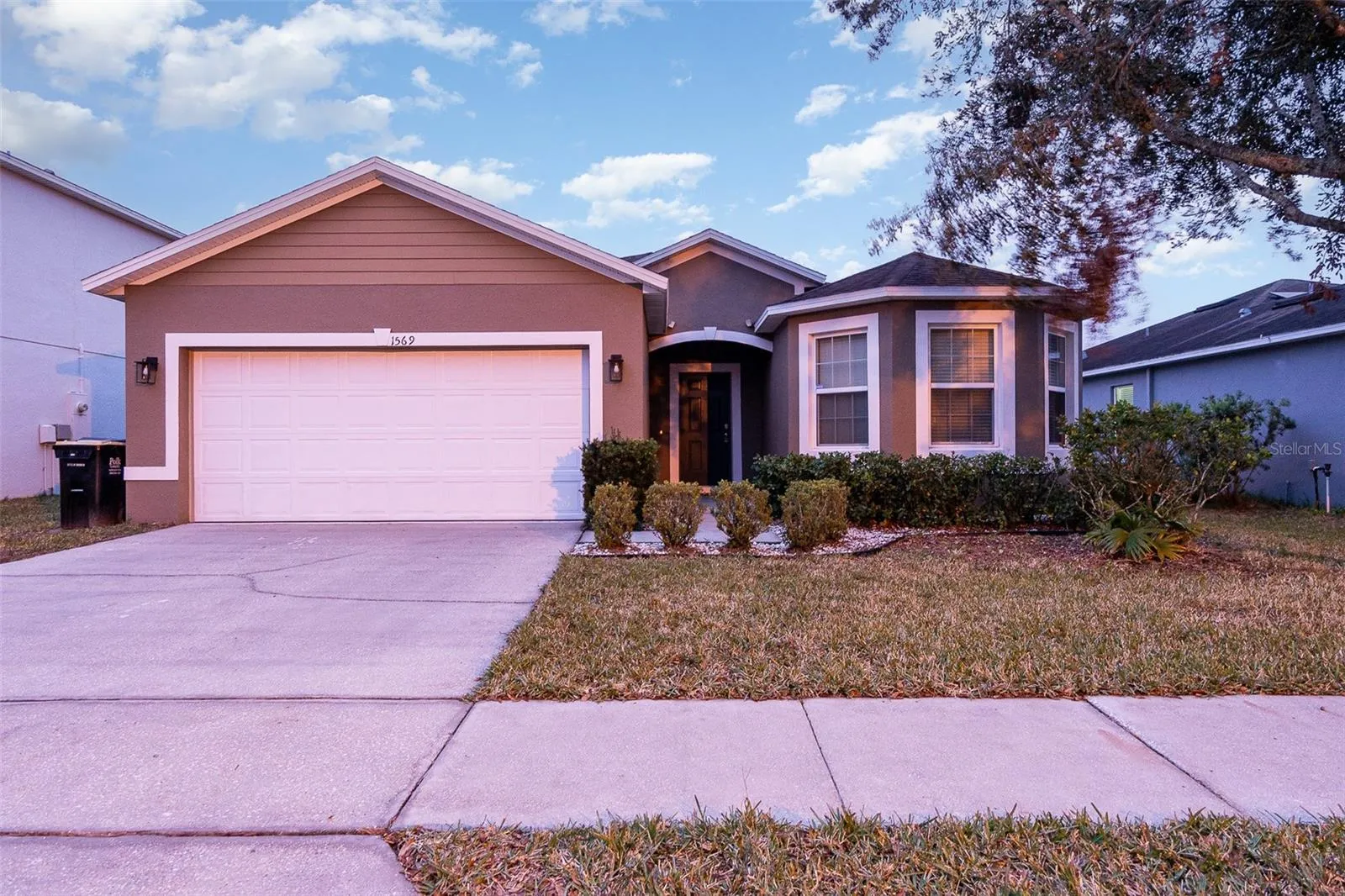 1569 Tamarind Rd, Davenport, Florida 33896, 3 Bedrooms Bedrooms, ,2 BathroomsBathrooms,Residential,For Sale,TAMARIND,O6275352