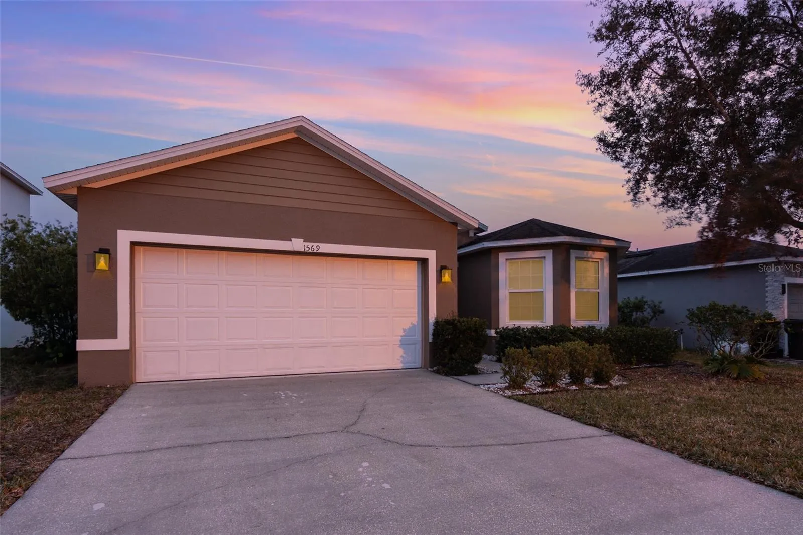 1569 Tamarind Rd, Davenport, Florida 33896, 3 Bedrooms Bedrooms, ,2 BathroomsBathrooms,Residential,For Sale,TAMARIND,O6275352