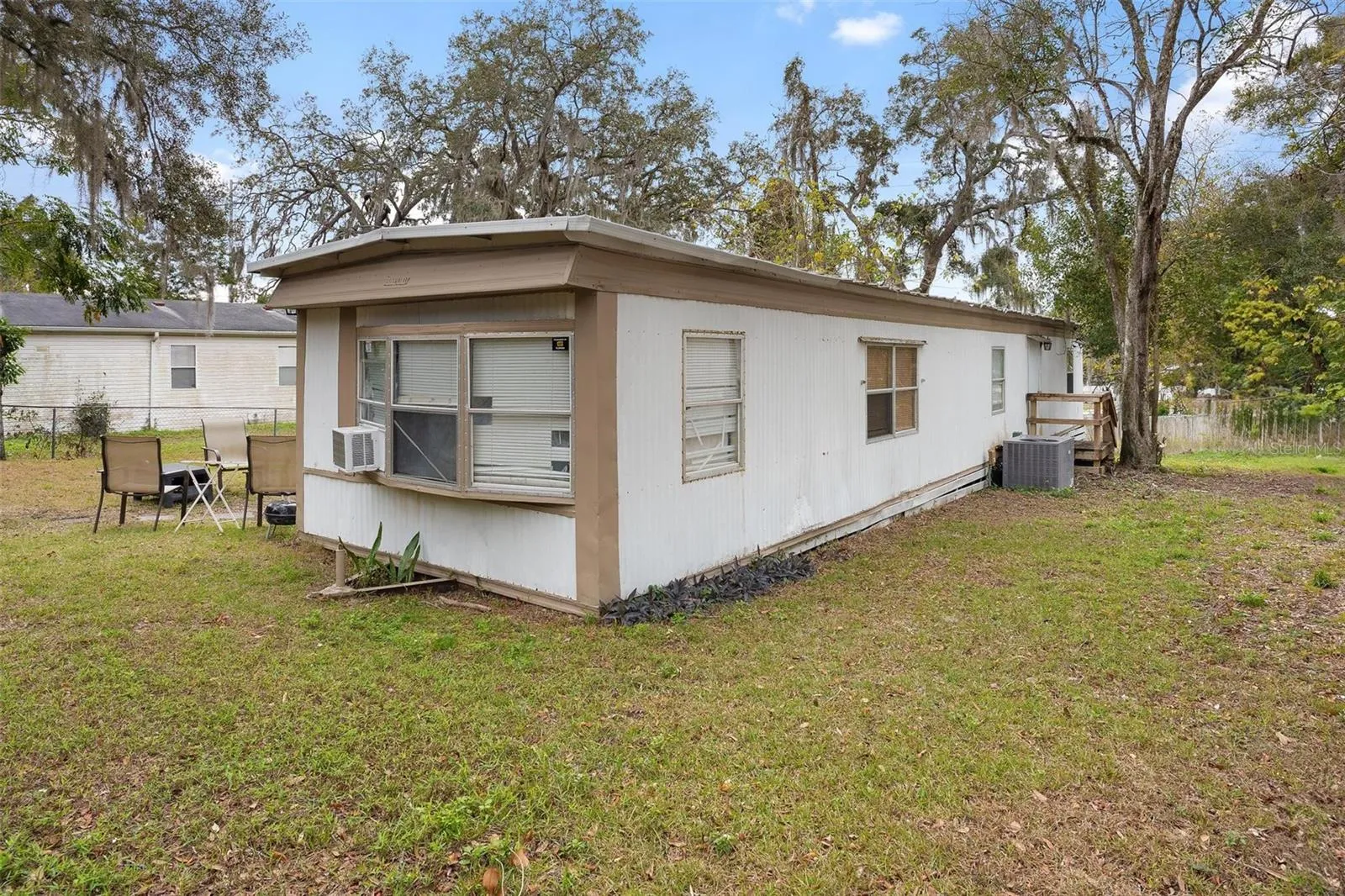 2107 Hialeah
