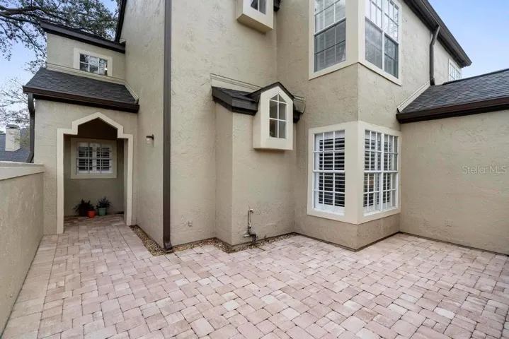 Courtyard and front entrance.