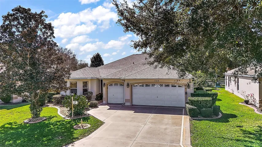 526 Kingston Way