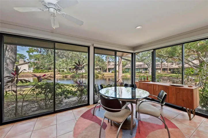 Wall of windows in lanai