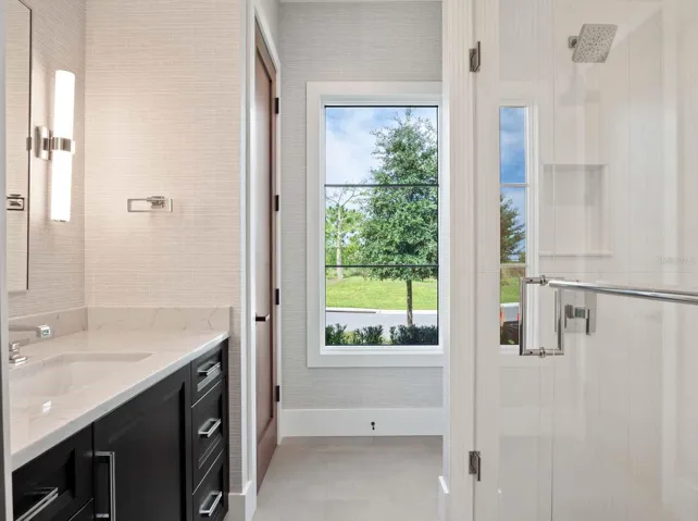 Bathroom Downstairs En Suite
