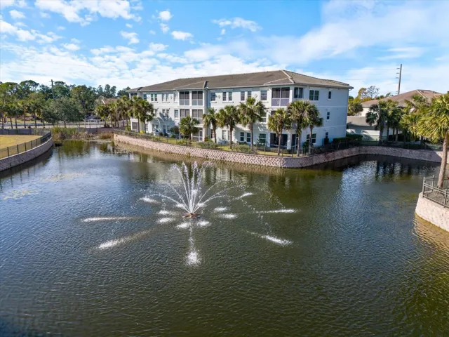 Welcome to 700 Gardens Edge Unit 722