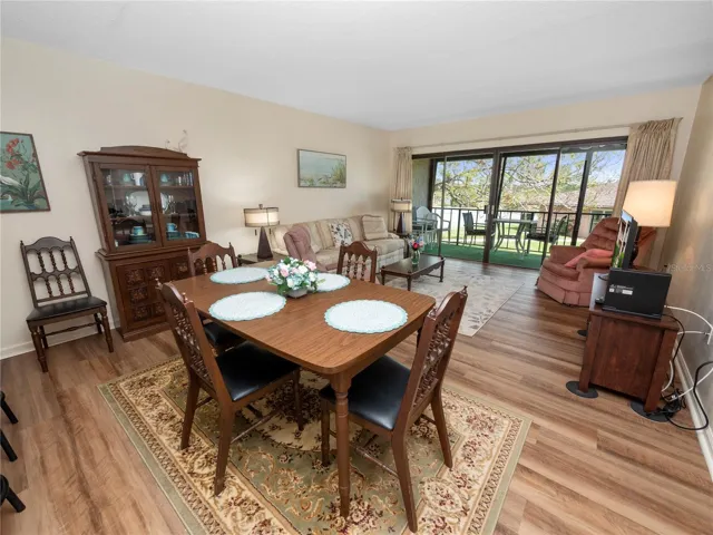 Dining Room/Living Room