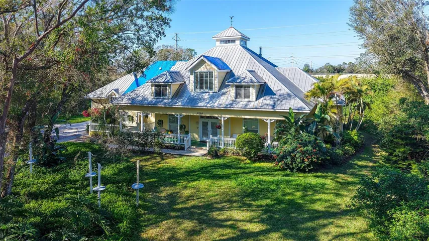 Custom built 2 acre Equestrian friendly 5 Bedroom / 4 Bathroom.