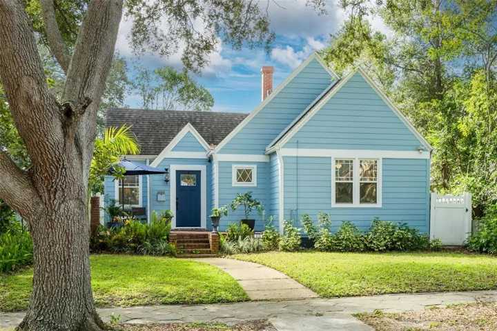 Beautiful 1940 Bungalow