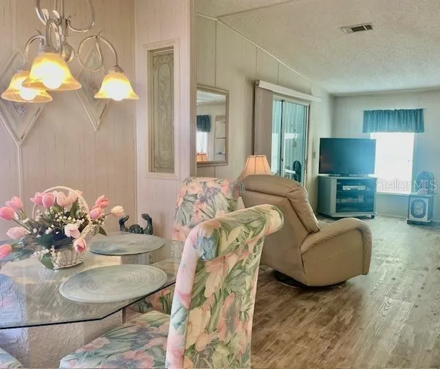 Dinette to Living Room