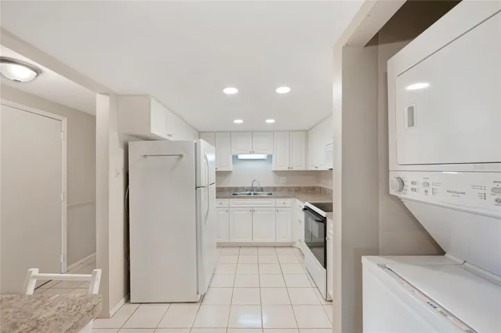 Recessed lighting in the Kitchen