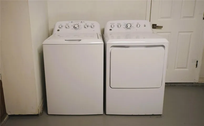 washer & dryer