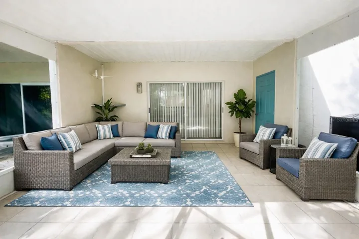 Extra large screen lanai with storage-Virtual Staged