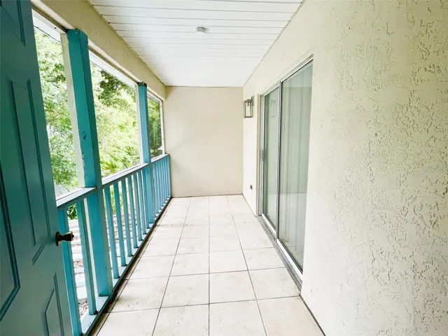 Screened Balcony
