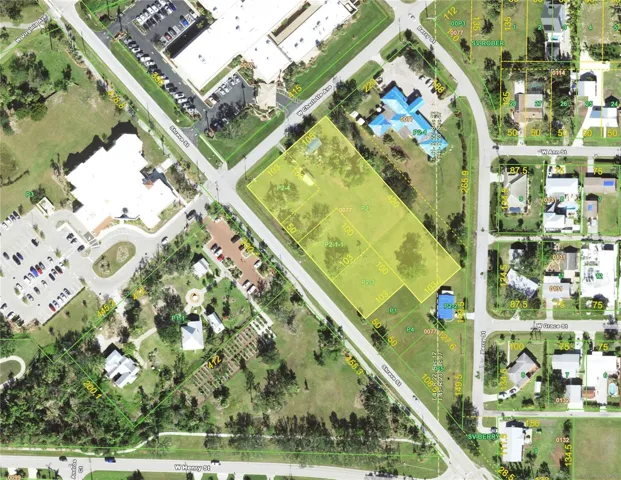 1.78 acres in the Heart of Punta Gorda's culture area.  Library and History Park across the street