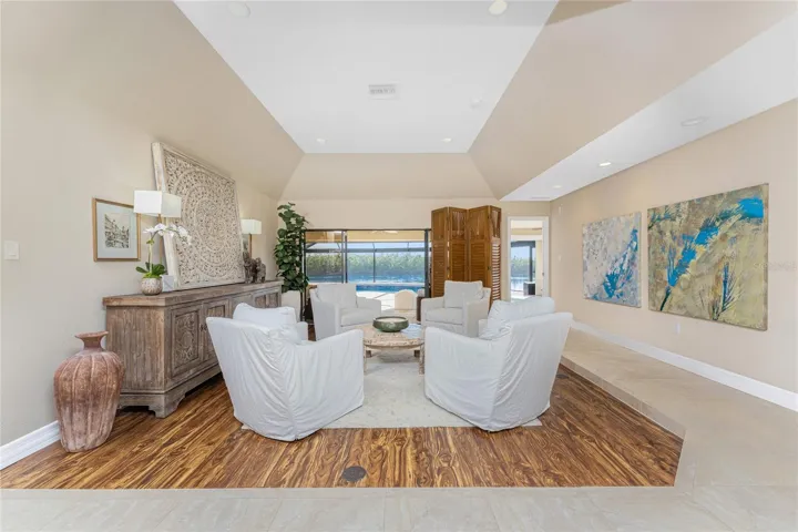 *Spectacular Water Views from Almost Every Room