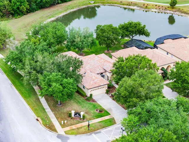Oversized Corner Lot