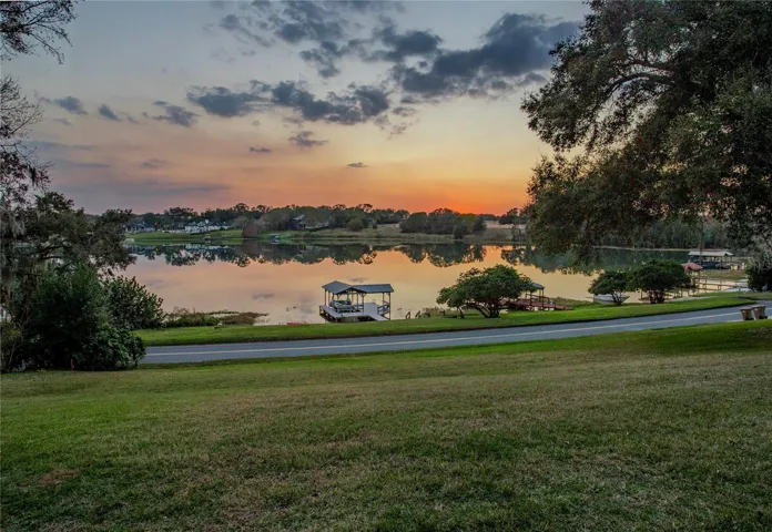 It doesn't get any better than this! This is what Florida lifestyle is all about.